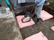 ﾌﾟﾚｰﾄﾗﾝﾏｰを使用して､各段毎に転圧を圧します